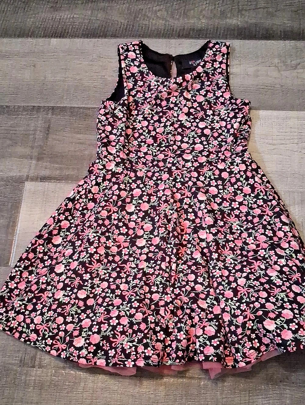 I.N. girl Floral Dress Size 5 Like New